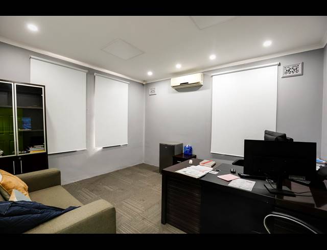 4 BEDROOM FREEHOLD FOR SALE IN WINDERMERE